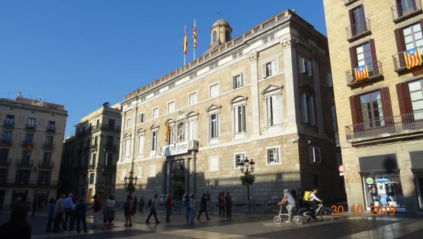 Placa de Sant Jaume: Palacio de la Generalidad de Cataluna