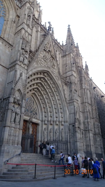 La Catedral de la Santa Cruz y Santa Eulalia