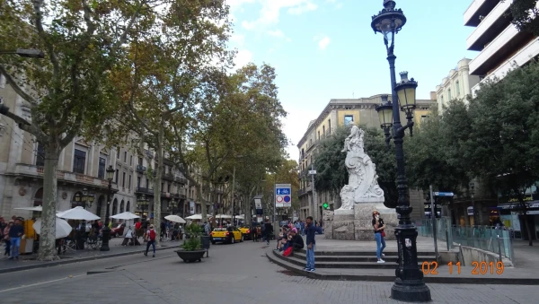 Monumento a Frederic Soler i Hubert