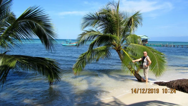 Пляж морских звезд (Starfish beach).