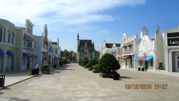 Парк развлечений Винперл Ленд (Vinpearl Land).