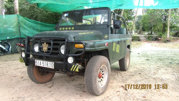 Ssangyong Korando военный корейский внедорожник.
