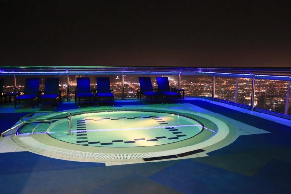 Level 43 Sky Lounge