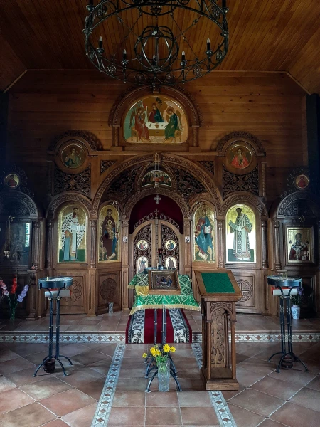 В часовне в честь Святой Троицы