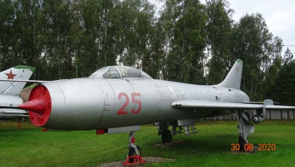 Су-7Б