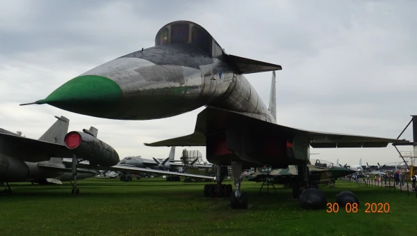 Т-4 (Су-100)