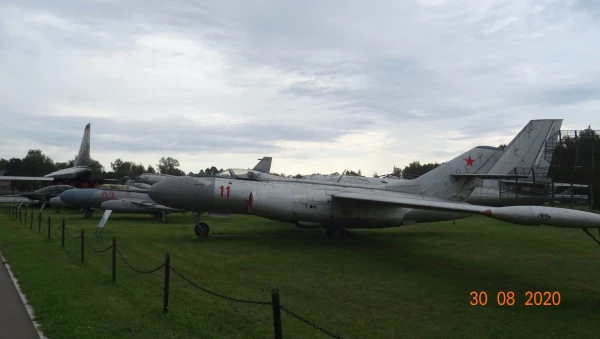 Самолёт Як-25РВ