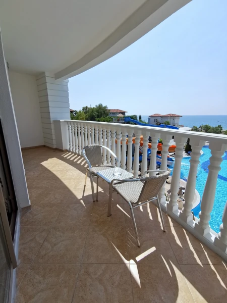 В Superior Sea View большущие балконы  
