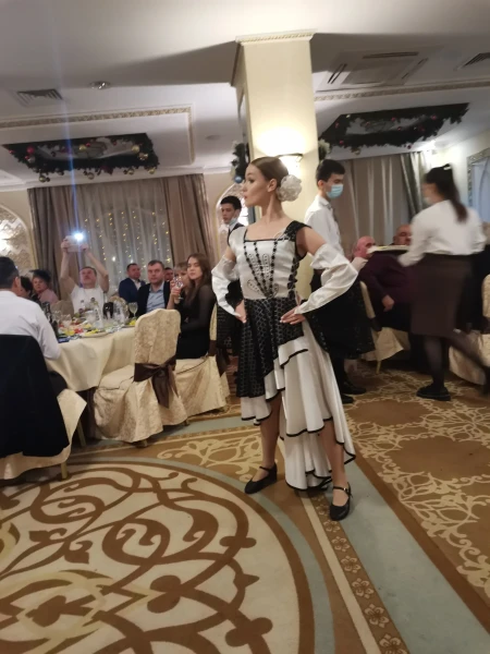 Шоу продолжается