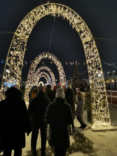 Казань. На Кремлёвской набережной