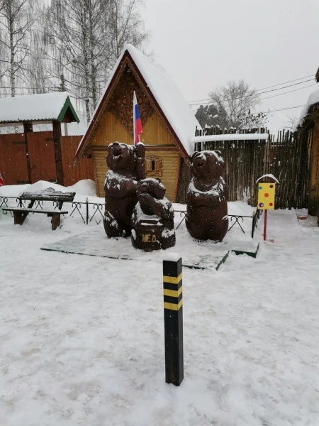 Подъезжаем к Раифскому монастырю