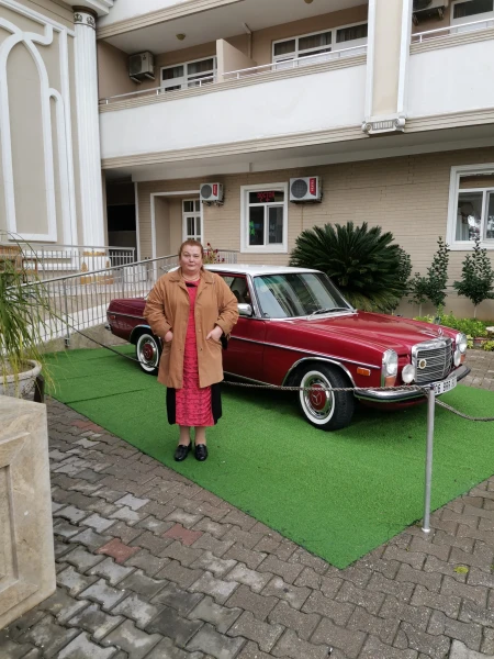 Около входа в отель
