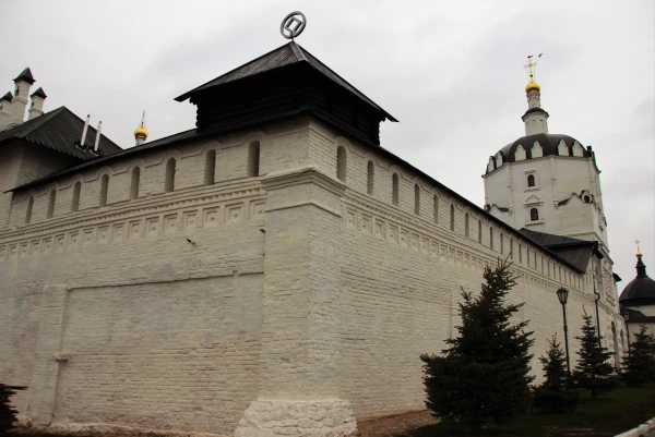 Свияжский Богородице-Успенский мужской монастырь.