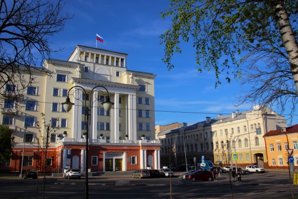 Соцреализм Смоленска.
