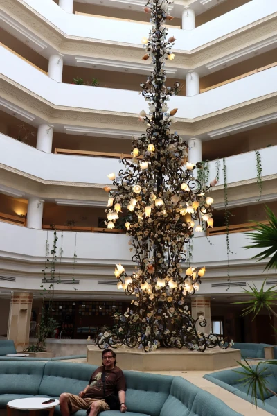 Тунис. Хаммамет. Сосед Bel Azur - отель Hotel Sol Azur Beach. Лобби - атриум.