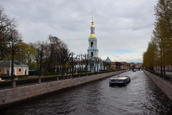 Санкт-Петербург. Крюков канал. Колокольня Морского собора святителя Николая Чудотворца и Богоявления.