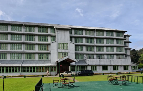 Это и есть отель Heritance Tea Factory, собственно. Точно-точно 5 звезд, не сумлевайтеся!