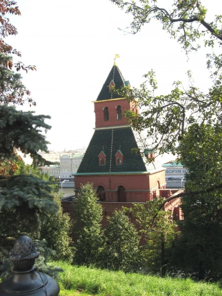 Башня Тайницкая (1485г.)