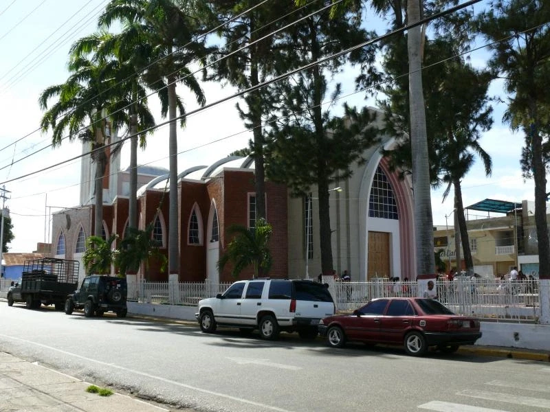 El Tigre Iglesia