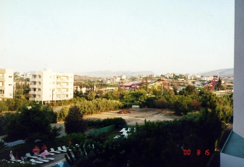 Вид с балкона на аквапарк