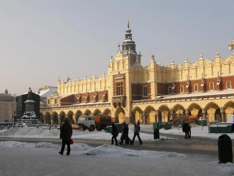 Суккеницы. Рыночная площадь