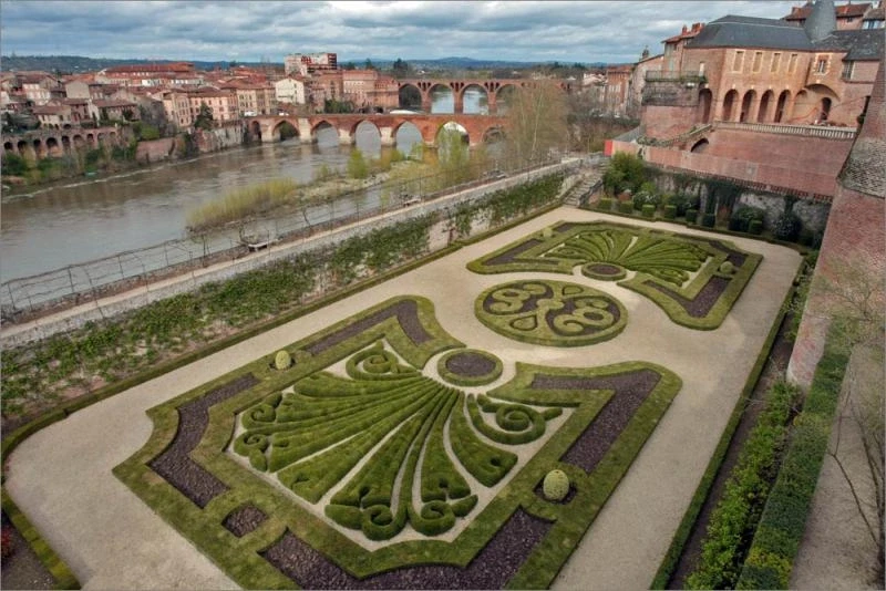 Albi