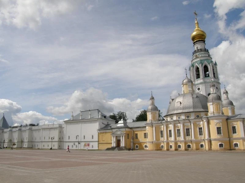 Кремлевская площадь