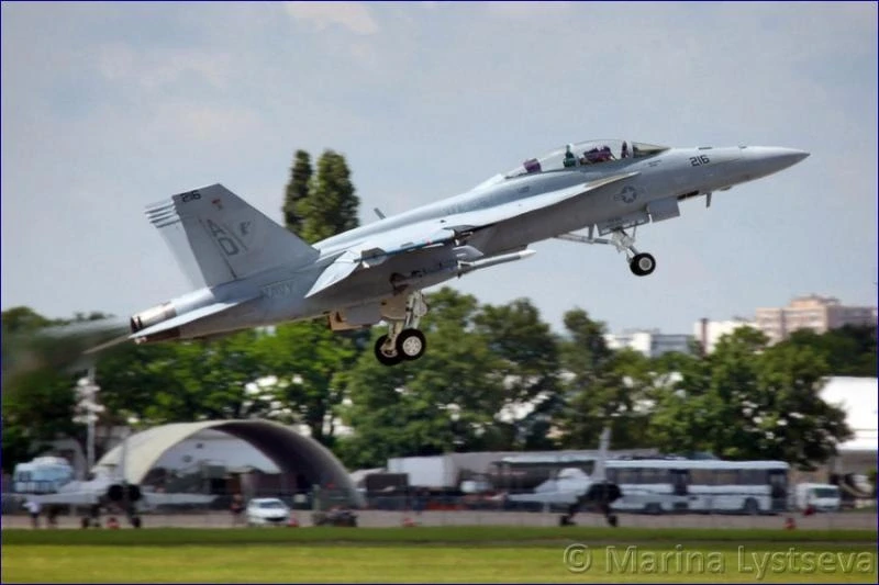 F-18