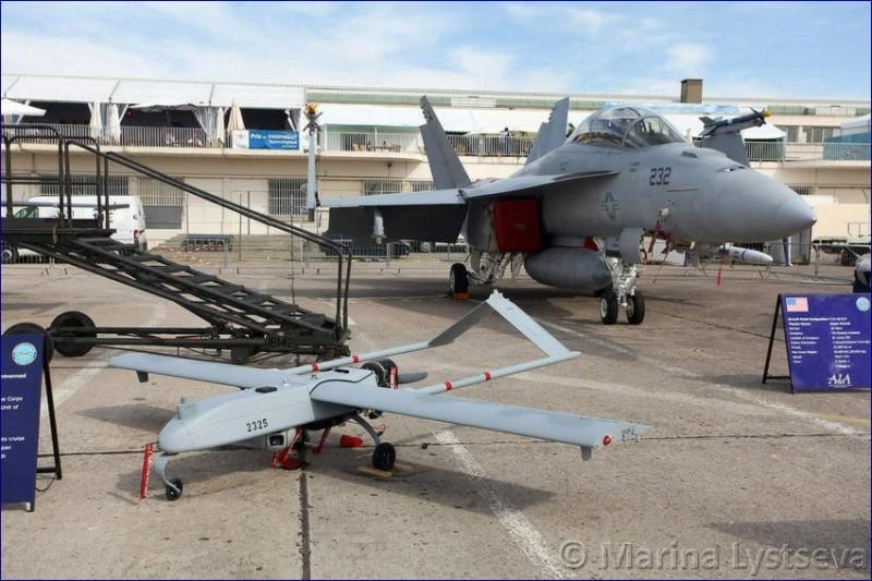 F-15 и американский беспилотник