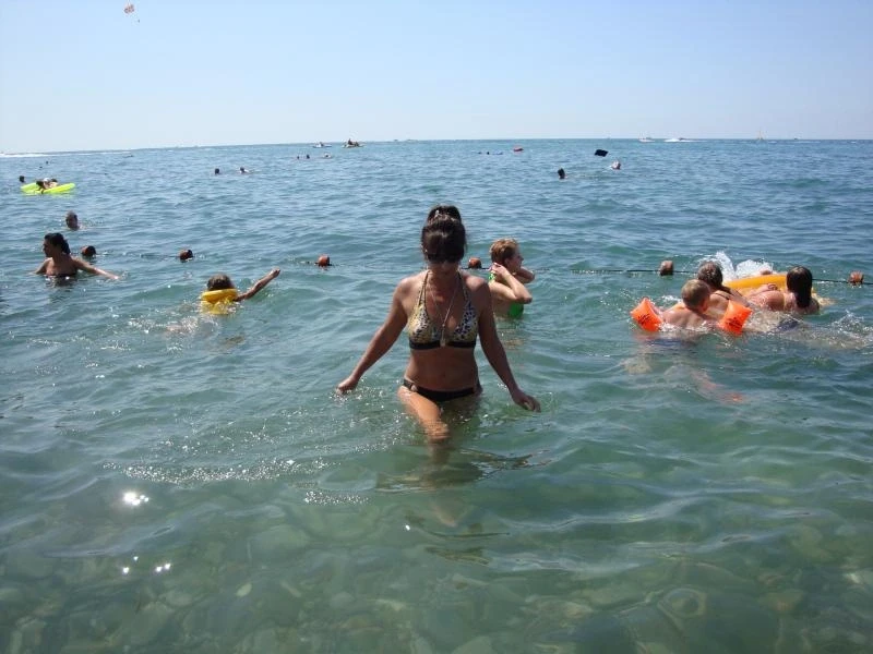море