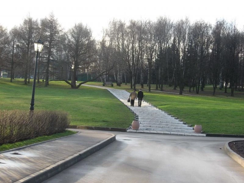 Направляюсь в музей Коломенское.