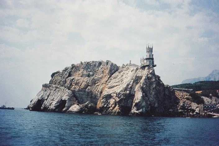 Ласточкино гнездо