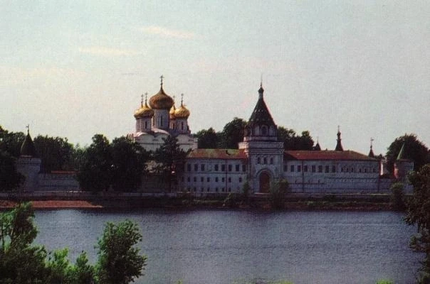 Кострома. Ипатьевский монастырь