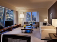 Langham Place, Fifth Avenue