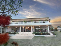 Nusa Dua Retreat Boutique Villa Resort & Spa