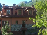 Apartamentos Rurales Buenamadre 