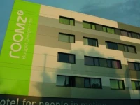 Roomz Vienna 4*