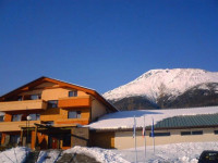 Palace Grand