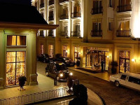 Rocks Hotel Casino