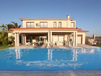 The Swan Suites