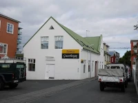 Domus Guesthouse 2*