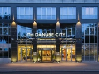 NH Danube City 4*