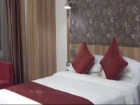 Zhouyang Business Inn 