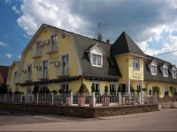 Apartman Hotel Sarvar 