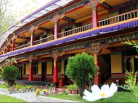 Lhasa Jia Re Bu Tong Yododo Inn 