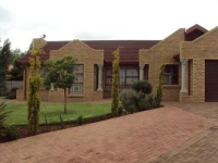 Lenthas Lodge 3*