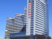 East River International Hotel 