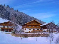 Bahlerhof Haus 2*
