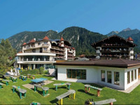 Aparthotel Strass 
