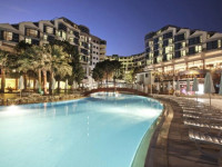 Cornelia De Luxe Resort